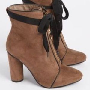 Hot Kiss BLACK Zip Front Bootie